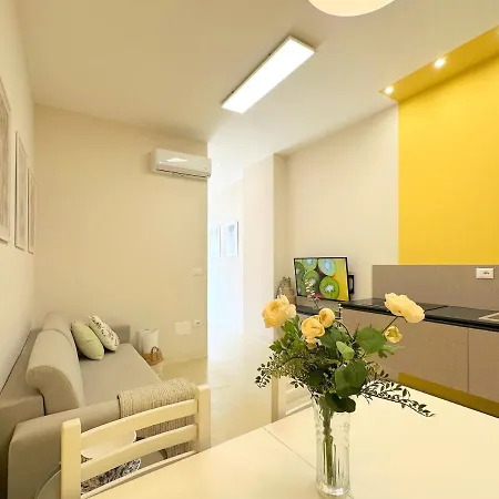 13 Eur For Monthly - By The Sea - Hbs Appartement Golem (Tirana)