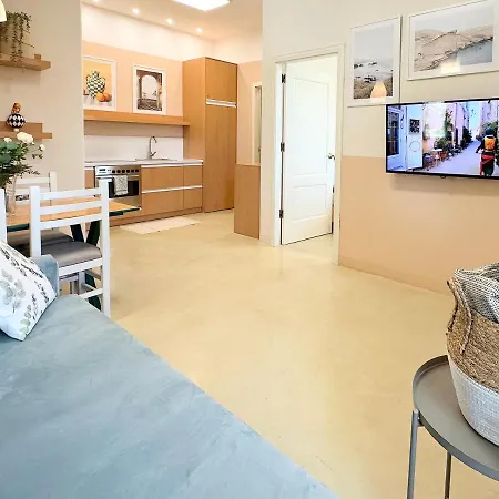 Appartement 13 Eur For Monthly - By The Sea - Hbs Golem (Tirana)