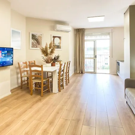 13 Eur For Monthly - By The Sea - Hbs Appartement Golem (Tirana)