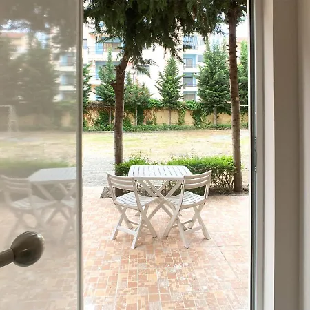 Appartement 13 Eur For Monthly - By The Sea - Hbs