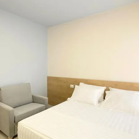 Appartement 13 Eur For Monthly - By The Sea - Hbs Golem (Tirana)