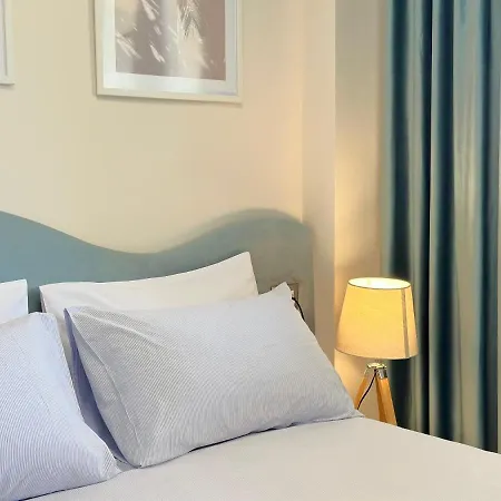 Appartement 13 Eur For Monthly - By The Sea - Hbs