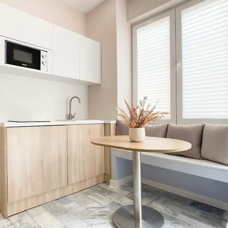 Appartement 13 Eur For Monthly - By The Sea - Hbs *